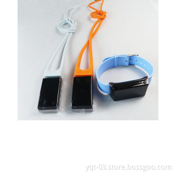 The modern trend of bluetooth watch about calling with earphone